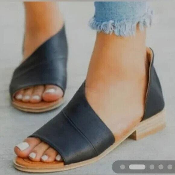 Sole Society Shoes - Sole Society Womens Size 8.5 Colvan Black Leather Open Toe Flats Slip On NWOT